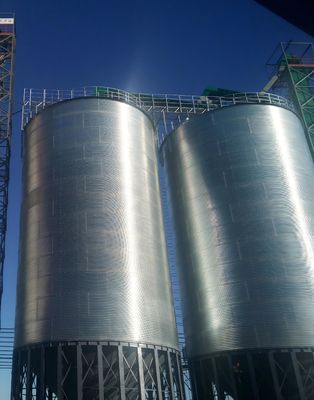 Silos de grãos de aço de design vertical maximizam o armazenamento em espaços limitados com instalação 24/7